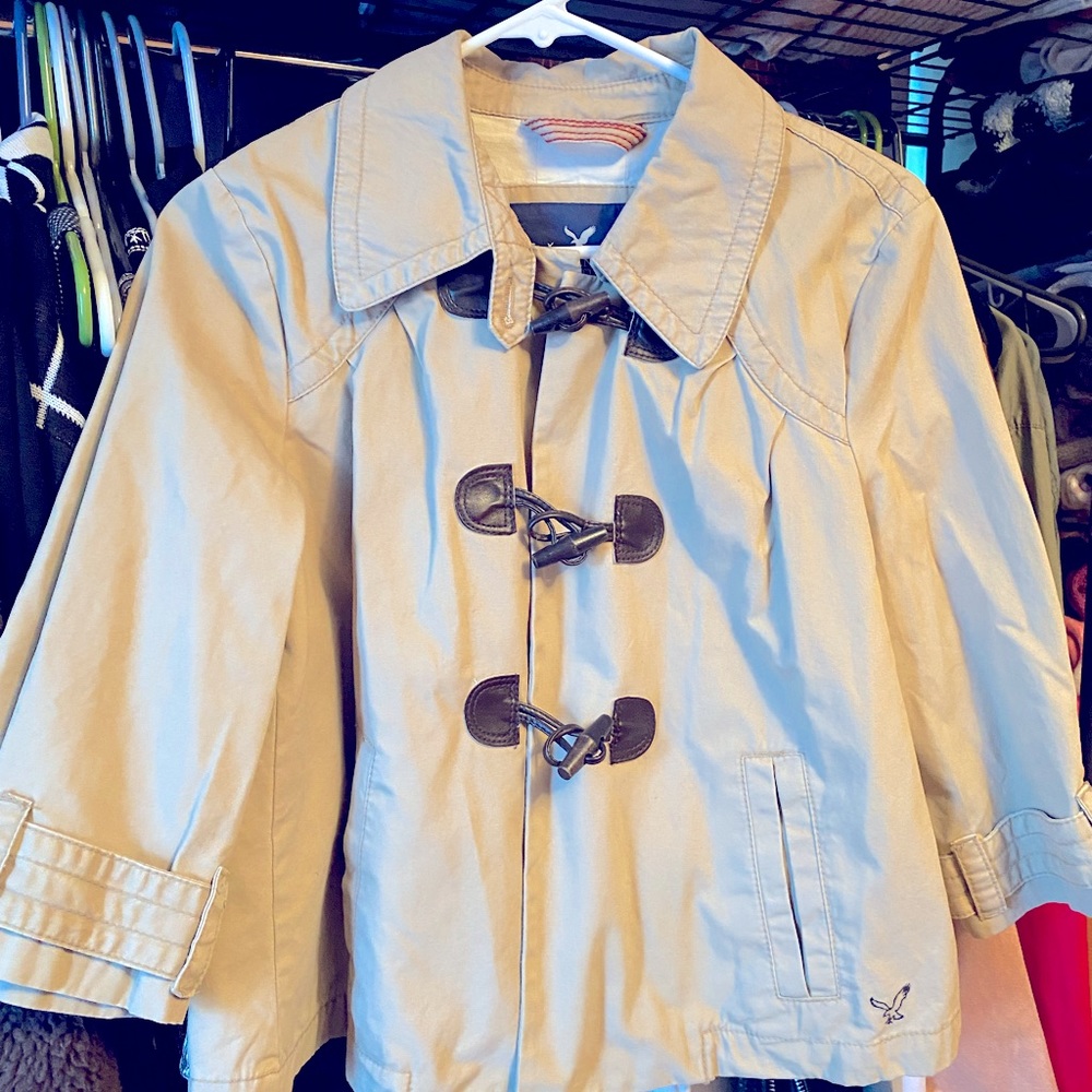NEW MINI TRENCH COAT WITH TOGGLE BUTTON DETAIL!!